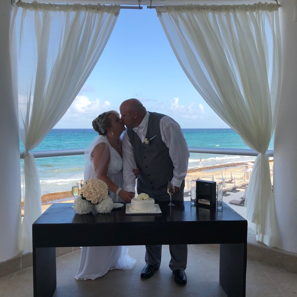 Meet your Posher, Shana